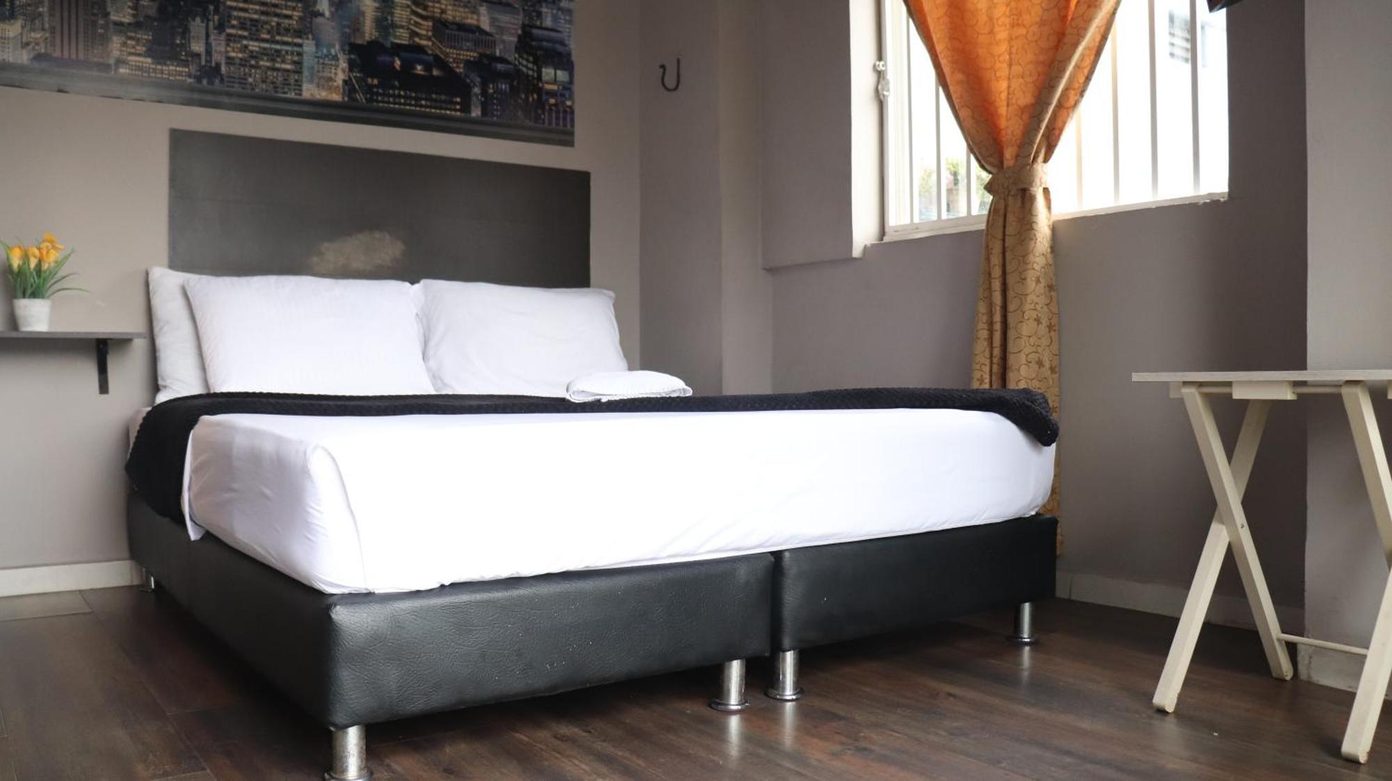 Hotel Simon Plaza Pereira Buitenkant foto